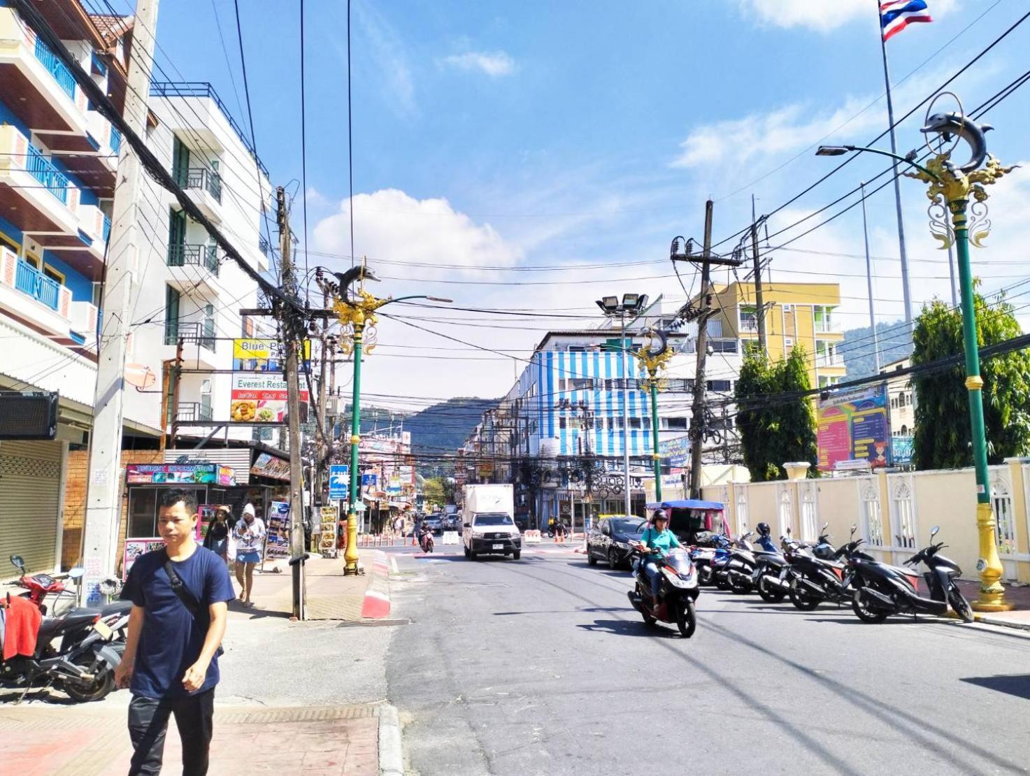 Beachwalk Minotel Patong Eksteriør billede