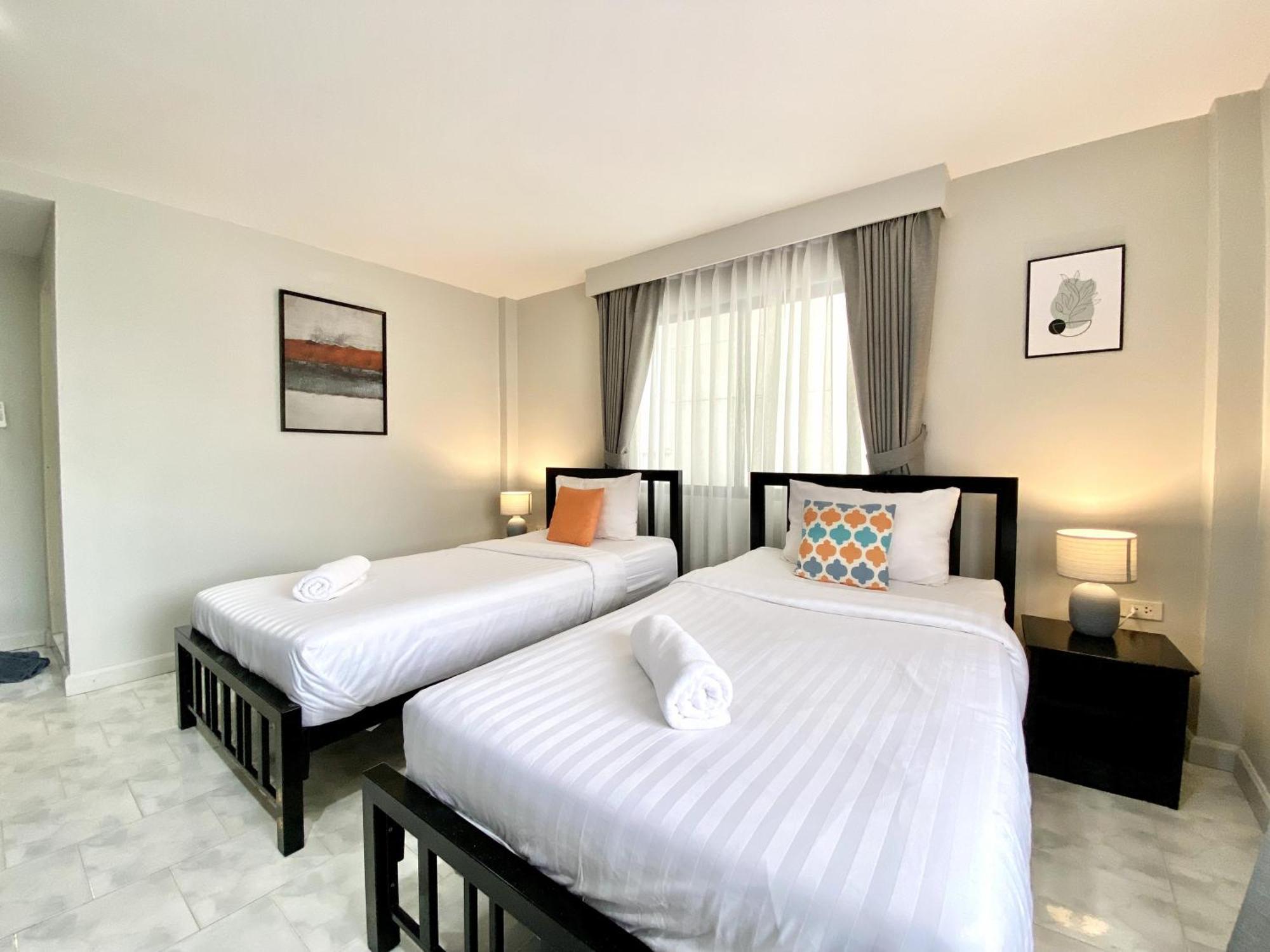 Beachwalk Minotel Patong Eksteriør billede