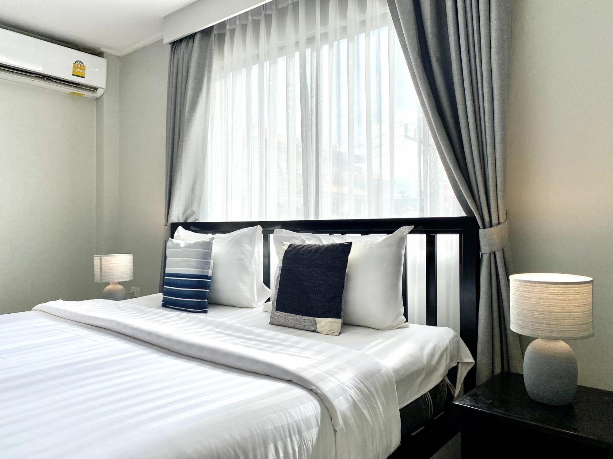 Beachwalk Minotel Patong Eksteriør billede