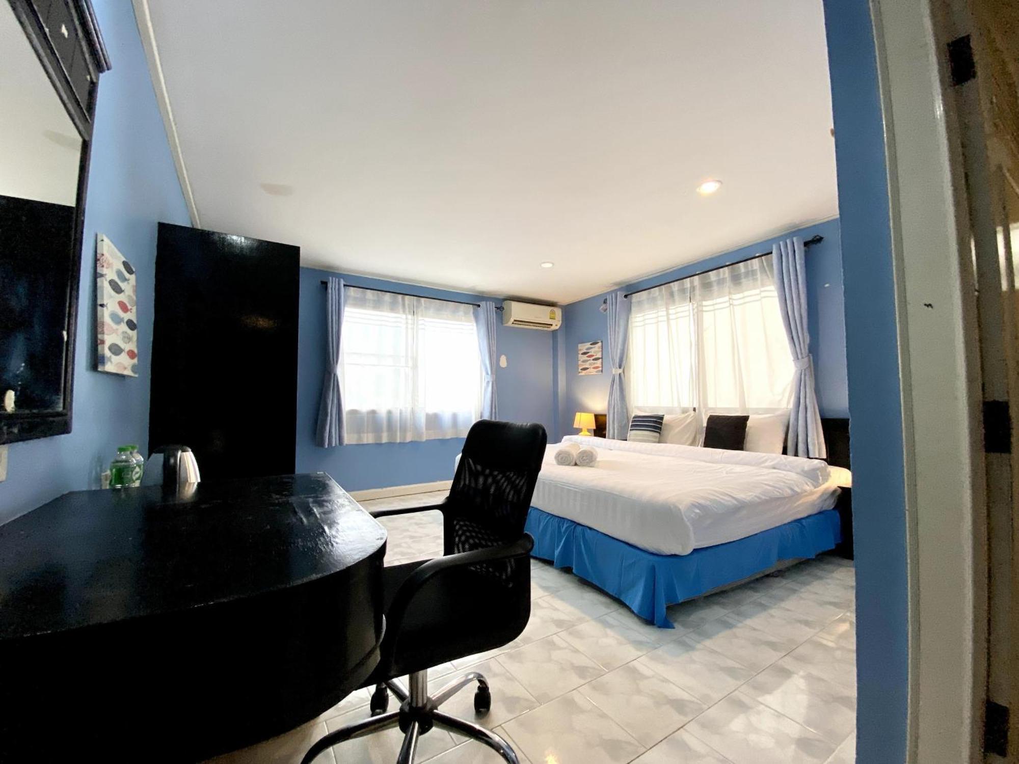 Beachwalk Minotel Patong Eksteriør billede